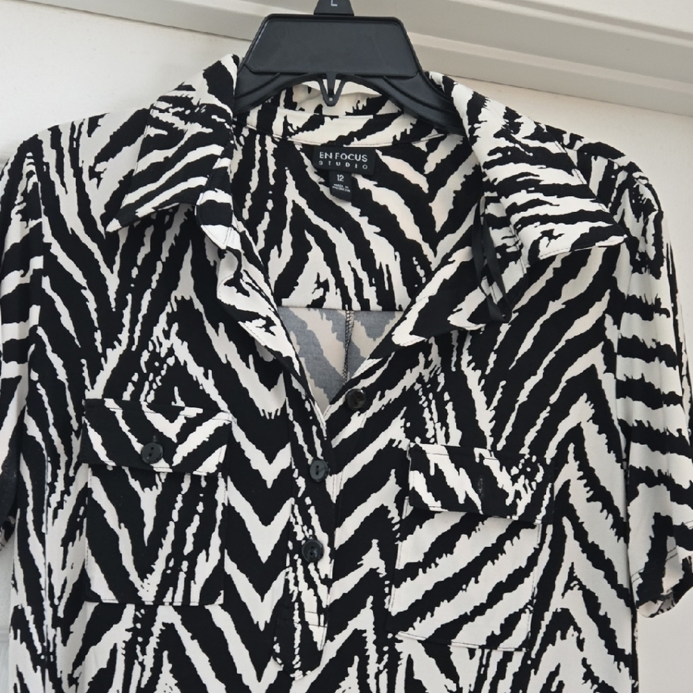Enfocus Studio Black and White Graphic Dress